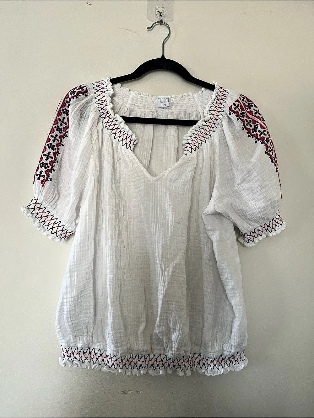 100% Cotton White Embroidered Puff Sleeve Peasant Top Large Cottagecore Folk
